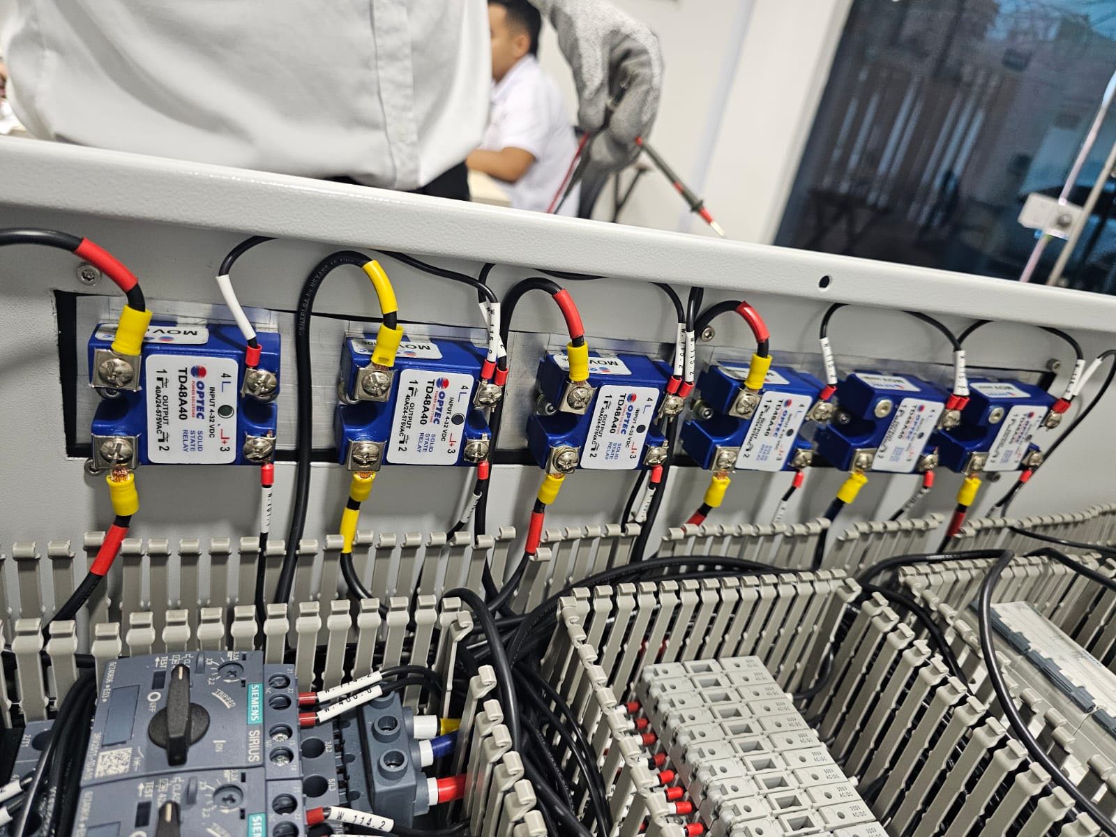 Modernización del Control de la Extrusora 27