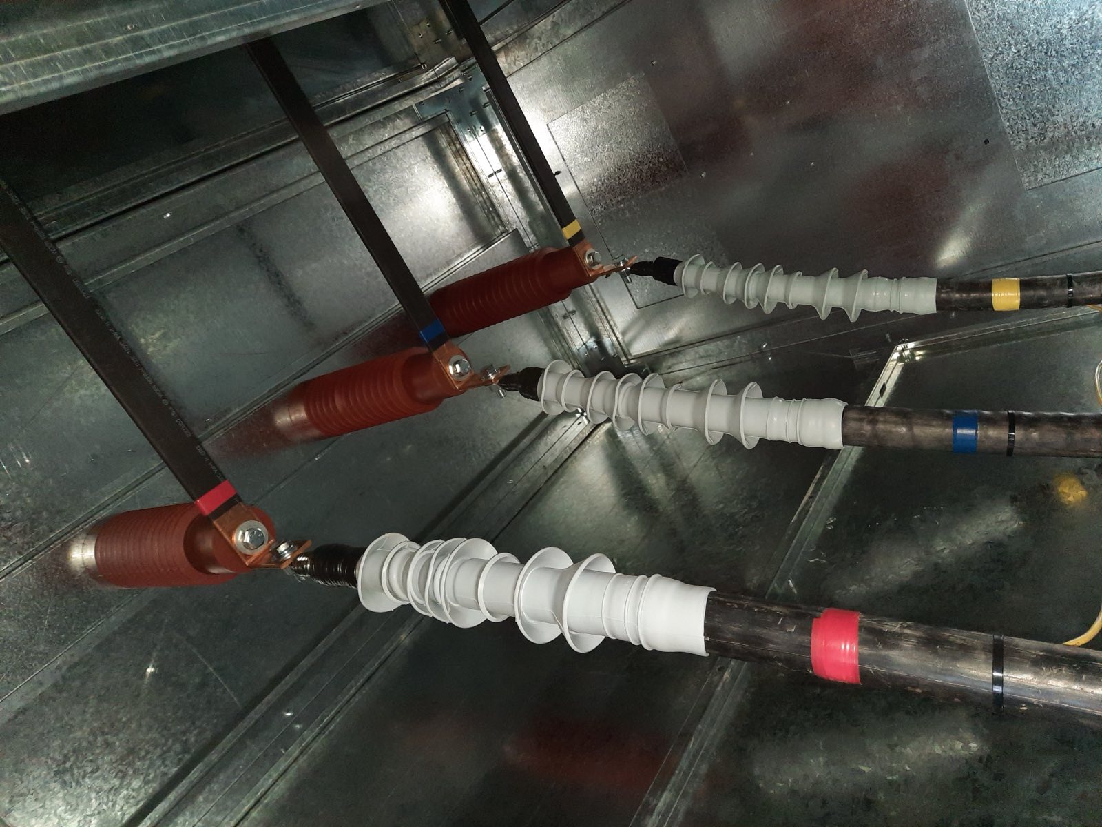 Seccionador SF6 para Protección del Transformador Principal