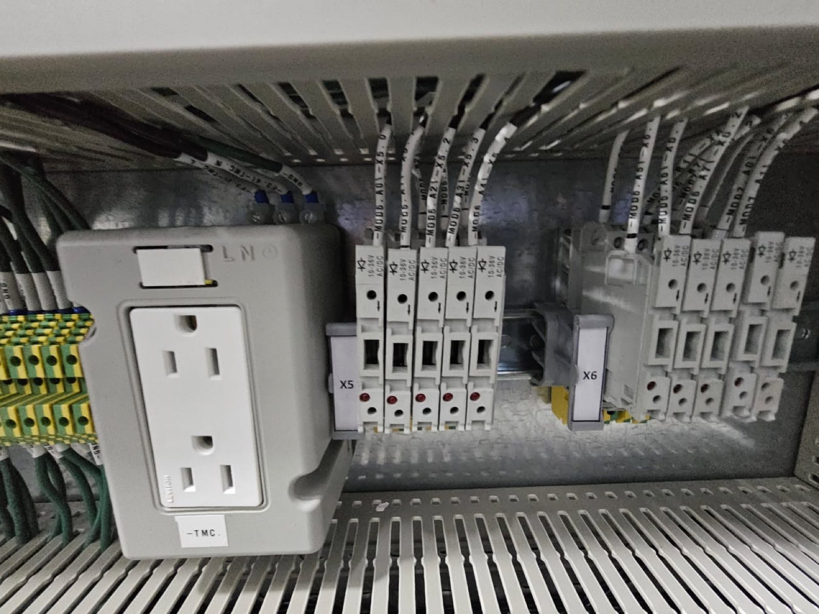 Sistema de Control para Unidad de Despacho LACT - Imagen 1