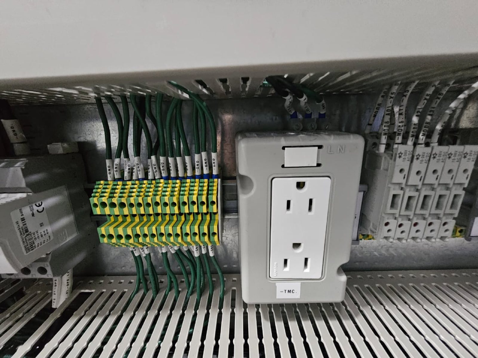 Sistema de Control para Unidad de Despacho LACT - Imagen 2